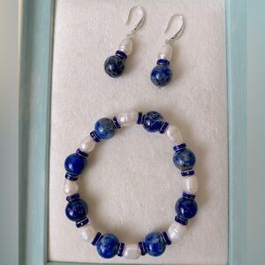 Lapis lazuli crystal and freshwater pearl earring and bracelet set